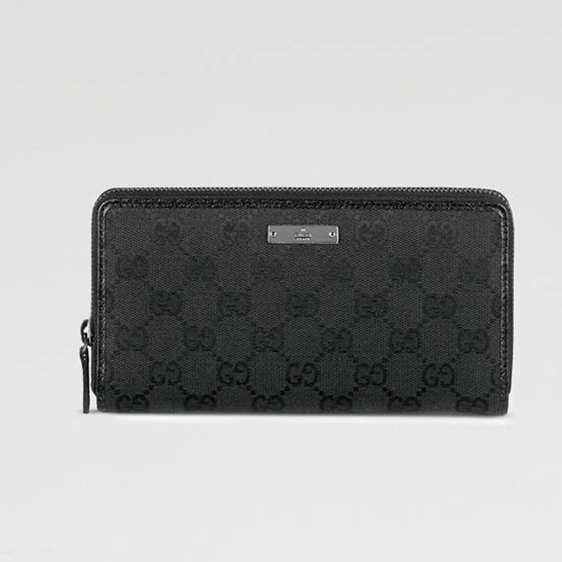 continental wallet with gucci trademark engraved m